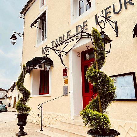 Hotel & Gastronomie - La Table De L'Europe Villeréal エクステリア 写真